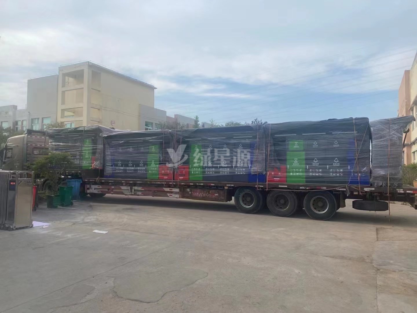  浙江智能垃圾箱房發貨配圖一
